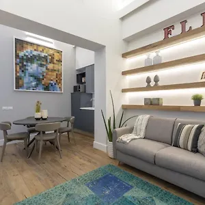 Apartment Mamo - San Pancrazio, Florence