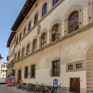 Apartment Florentine Style, Florence